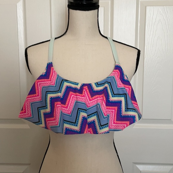 2 Victoria Secret Bikini tops - Picture 5 of 7